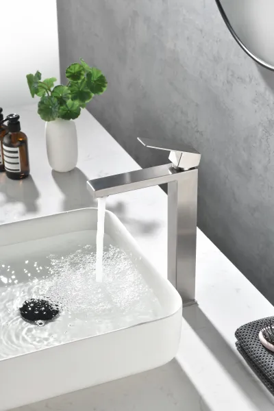 Single handle bathroom sink faucet, bathroom sink vanity faucet with water supply hose