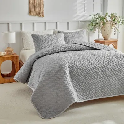 Gray Diamond Quilted Ultrasonic Microfiber 3-Piece Quilt Set with Piped Edges